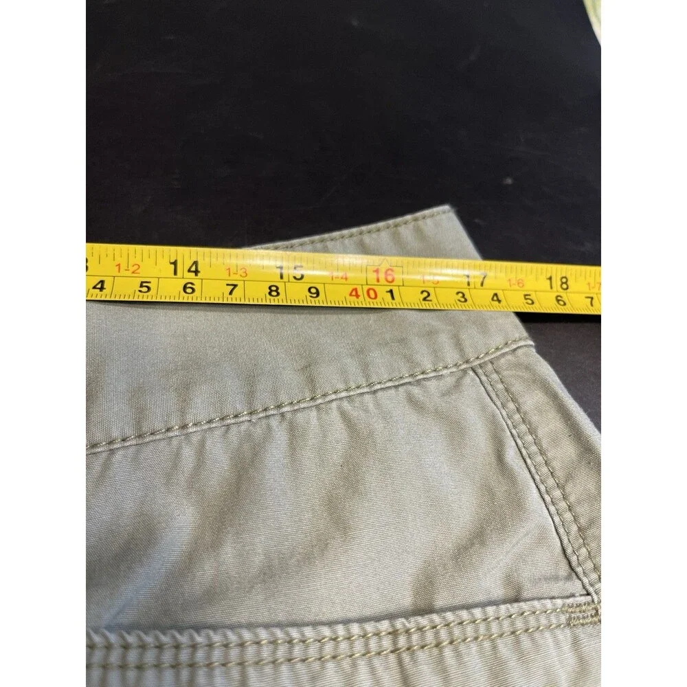 Lauren Ralph Lauren Light Olive Green Cargo Hiking Shorts Sz 10